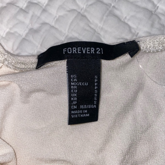 White ruched top - Picture 3 of 3